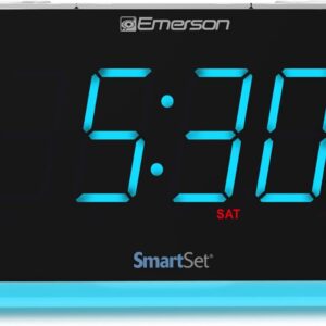 Emerson Smartset Alarm Clock Radio with Bluetooth Speaker with USB Port for iPhone/iPad/iPod/Android and Tablets, 1.4″ Cyan LED Display and Night Light, ER100301